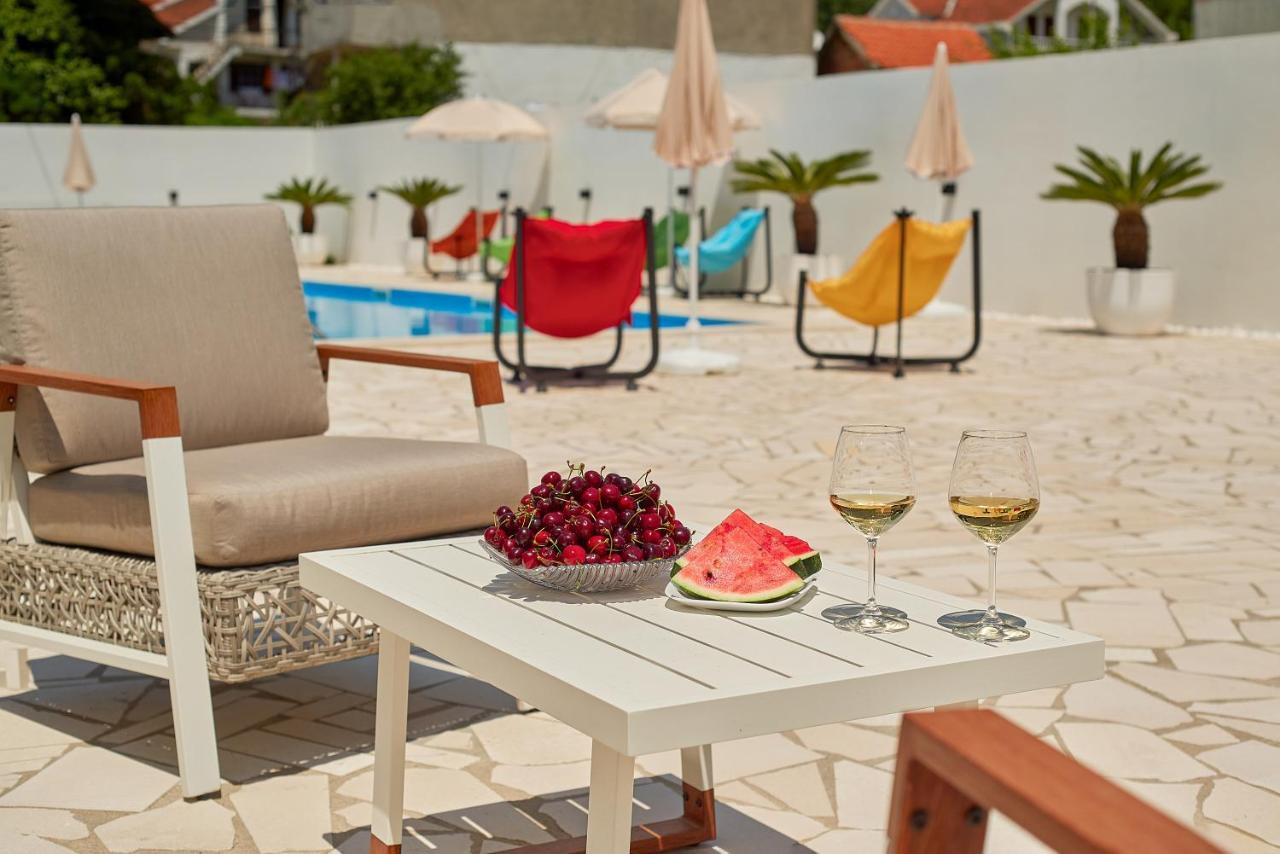 Georgiy Lux Apartments Lastva Grbaljska ภายนอก รูปภาพ