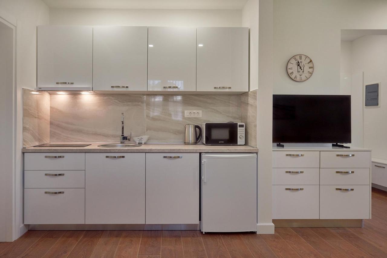 Georgiy Lux Apartments Lastva Grbaljska ภายนอก รูปภาพ