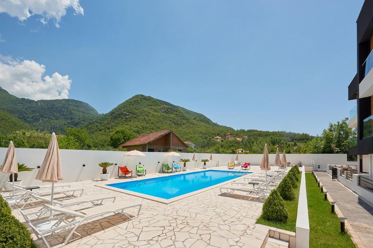 Georgiy Lux Apartments Lastva Grbaljska ภายนอก รูปภาพ