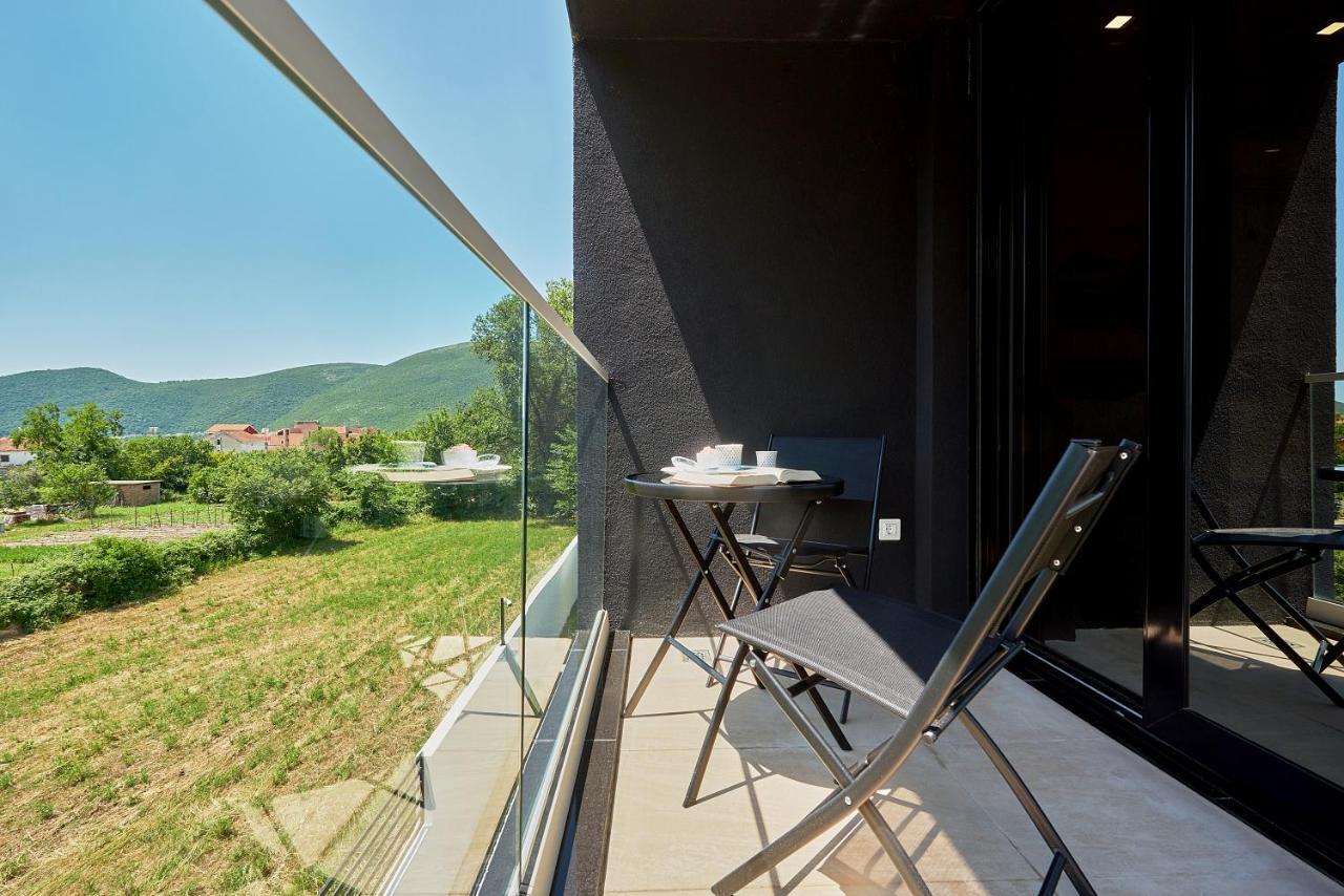 Georgiy Lux Apartments Lastva Grbaljska ภายนอก รูปภาพ