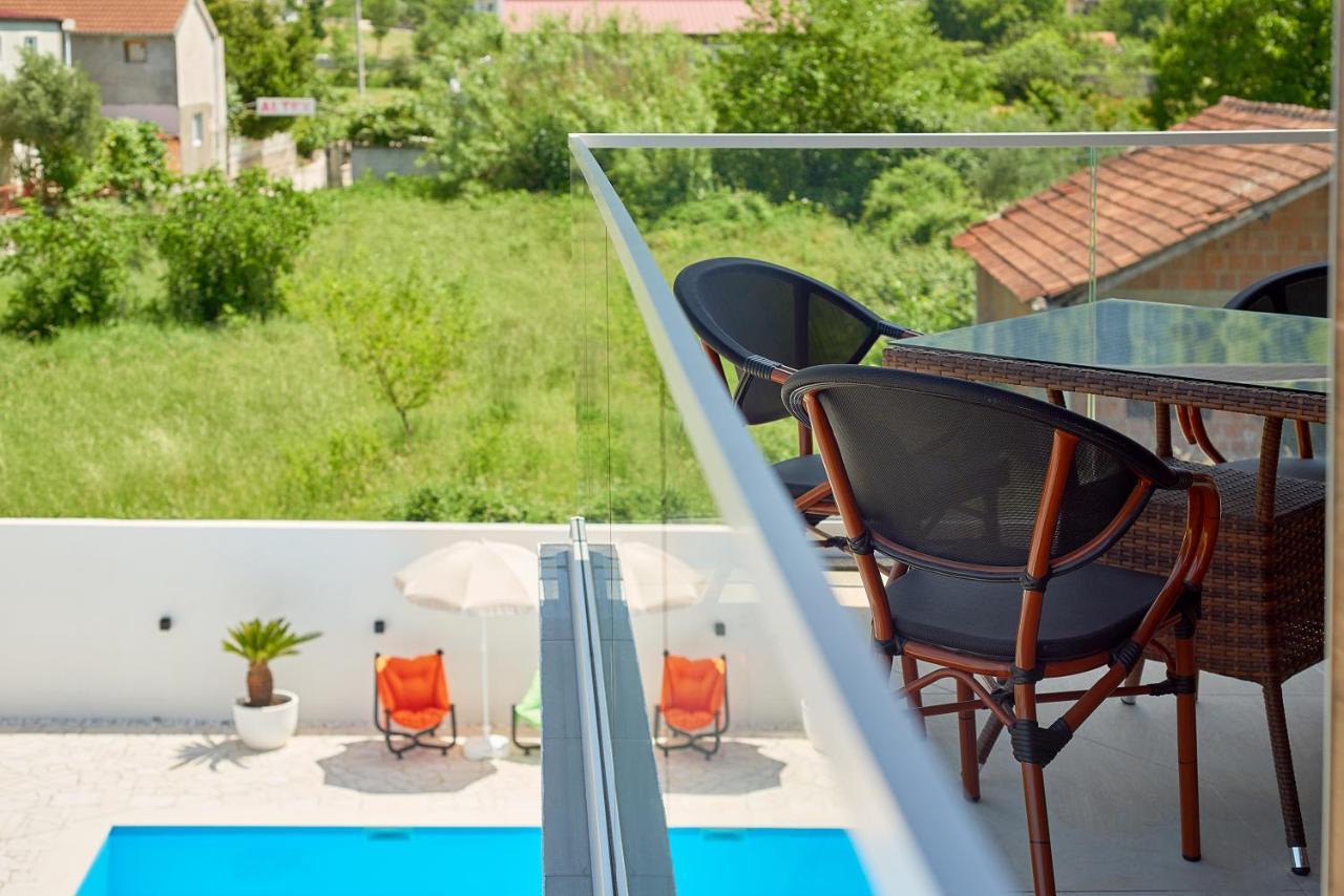 Georgiy Lux Apartments Lastva Grbaljska ภายนอก รูปภาพ