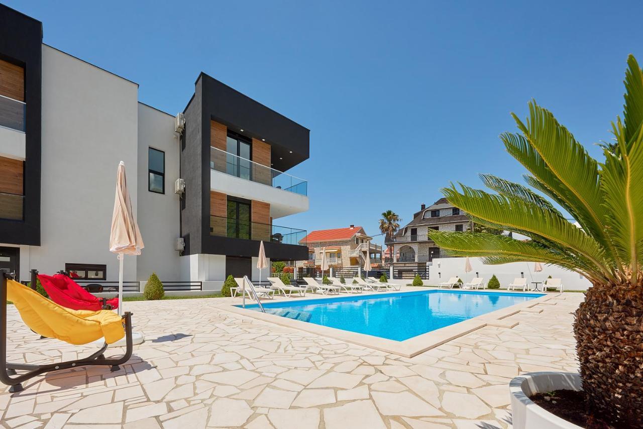 Georgiy Lux Apartments Lastva Grbaljska ภายนอก รูปภาพ