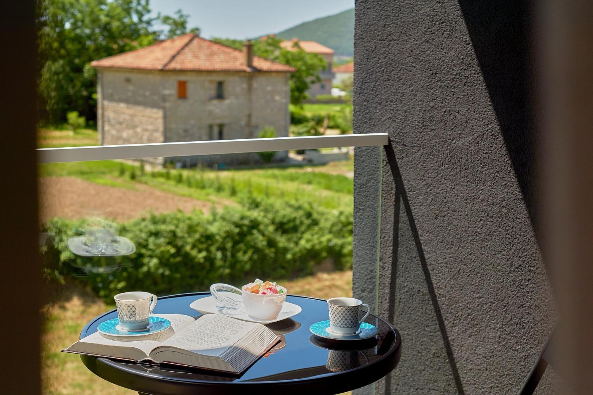 Georgiy Lux Apartments Lastva Grbaljska ภายนอก รูปภาพ